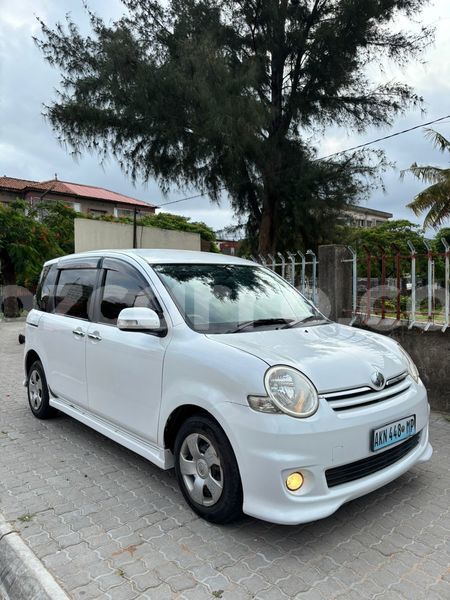 Big with watermark toyota sienta maputo maputo 41530
