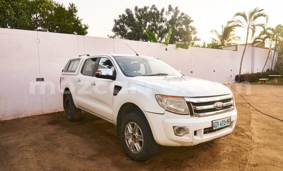 Tenga Tsaru Ford Ranger Chena Mota in Maputo in Maputo