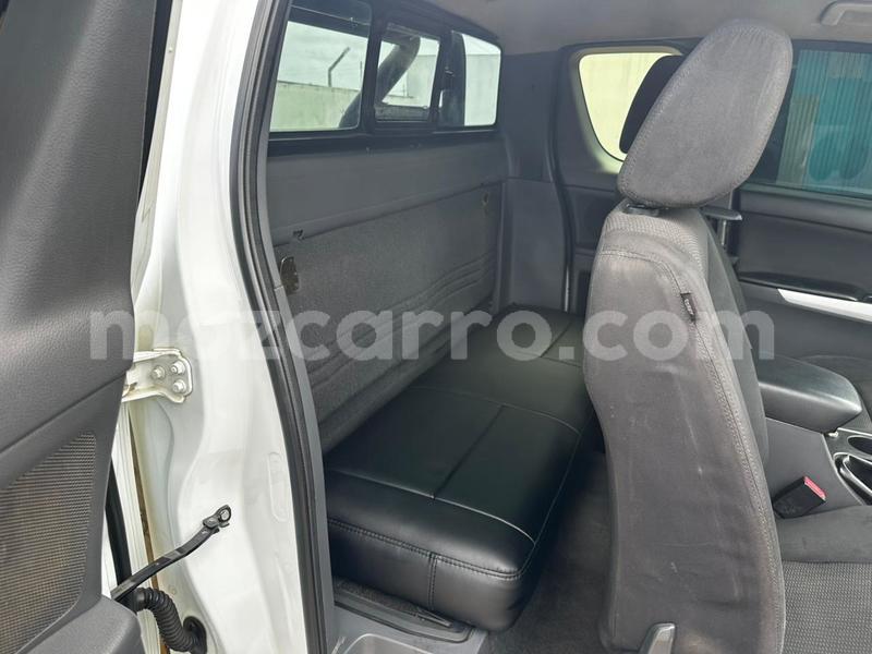 Big with watermark mazda bt 50 maputo maputo 41538