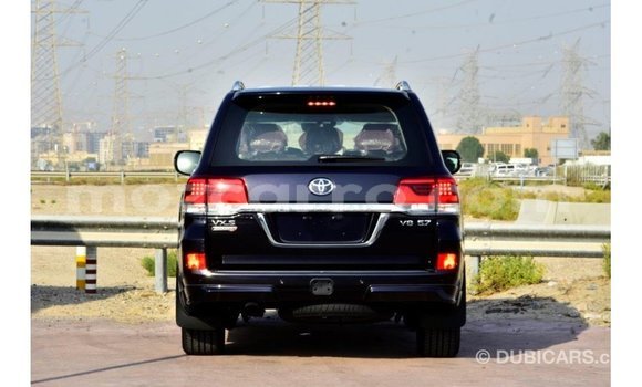 Comprar Importar Toyota Land Cruiser Preto Carro em Import - Dubai em Cabo Delgado Comprar Importar Toyota Land Cruiser Preto Carro em Import - Dubai em Cabo Delgado
