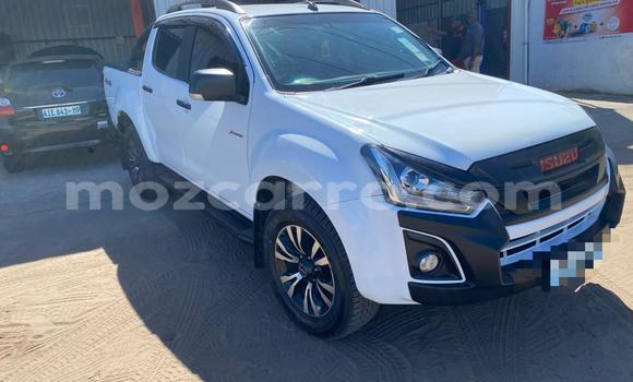 Comprar Usado Isuzu D-MAX Branco Carro em Maputo em Maputo Comprar Usado Isuzu D-MAX Branco Carro em Maputo em Maputo