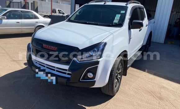 Comprar Usado Isuzu D-MAX Branco Carro em Maputo em Maputo Comprar Usado Isuzu D-MAX Branco Carro em Maputo em Maputo