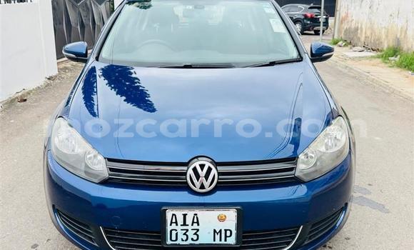 Comprar Usado Volkswagen Golf Azul Carro em Maputo em Maputo
