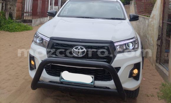 Comprar Usado Toyota Hilux Branco Carro em Maputo em Maputo Comprar Usado Toyota Hilux Branco Carro em Maputo em Maputo