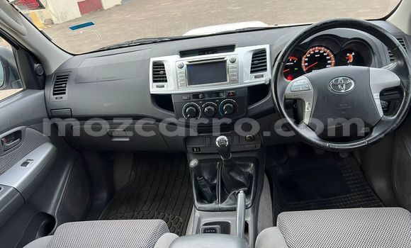 Comprar Usado Toyota Hilux Branco Carro em Maputo em Maputo Comprar Usado Toyota Hilux Branco Carro em Maputo em Maputo