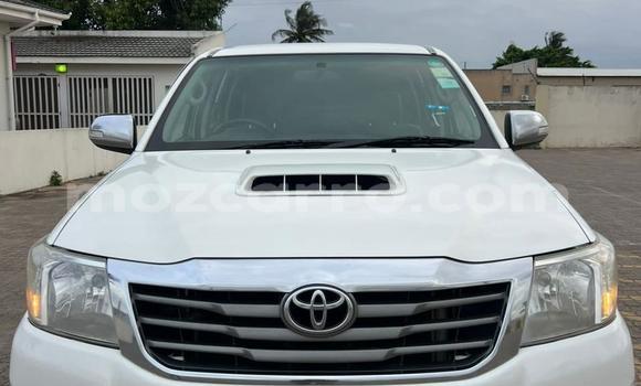 Comprar Usado Toyota Hilux Branco Carro em Maputo em Maputo Comprar Usado Toyota Hilux Branco Carro em Maputo em Maputo