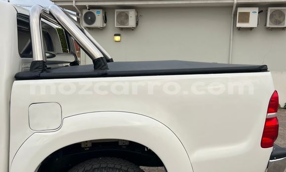 Comprar Usado Toyota Hilux Branco Carro em Maputo em Maputo Comprar Usado Toyota Hilux Branco Carro em Maputo em Maputo