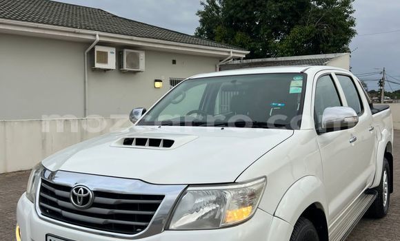 Comprar Usado Toyota Hilux Branco Carro em Maputo em Maputo Comprar Usado Toyota Hilux Branco Carro em Maputo em Maputo