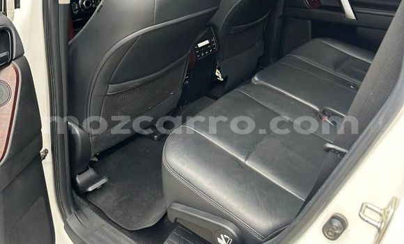 Comprar Usado Toyota Land Cruiser Prado Branco Carro em Maputo em Maputo Comprar Usado Toyota Land Cruiser Prado Branco Carro em Maputo em Maputo