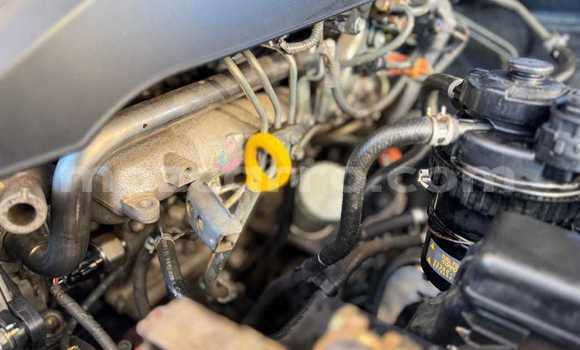 Nunua Ilio tumika Toyota Hilux Bluu Gari ndani ya Maputo nchini Maputo Nunua Ilio tumika Toyota Hilux Bluu Gari ndani ya Maputo nchini Maputo