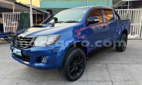 Nunua Ilio tumika Toyota Hilux Bluu Gari ndani ya Maputo nchini Maputo Nunua Ilio tumika Toyota Hilux Bluu Gari ndani ya Maputo nchini Maputo