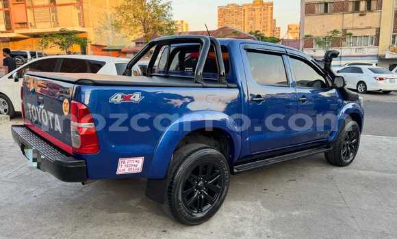 Nunua Ilio tumika Toyota Hilux Bluu Gari ndani ya Maputo nchini Maputo Nunua Ilio tumika Toyota Hilux Bluu Gari ndani ya Maputo nchini Maputo