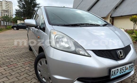 Comprar Usado Honda Fit Azul Carro em Maputo em Maputo Comprar Usado Honda Fit Azul Carro em Maputo em Maputo