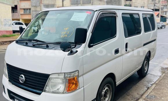 Comprar Usado Nissan Caravan Branco Carro em Maputo em Maputo
