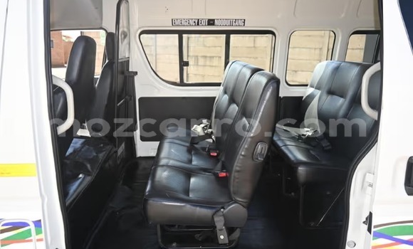 Buy Used Toyota Allion White Car in Maputo in Maputo Buy Used Toyota Allion White Car in Maputo in Maputo