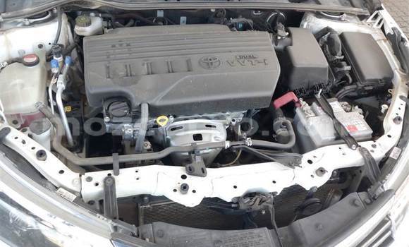 Buy Used Toyota Corolla White Car in Beira in Sofala Buy Used Toyota Corolla White Car in Beira in Sofala