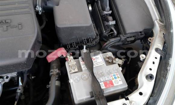 Buy Used Toyota Corolla White Car in Beira in Sofala Buy Used Toyota Corolla White Car in Beira in Sofala