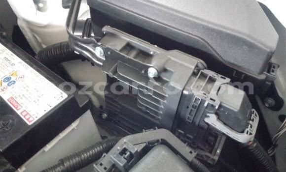 Buy Used Toyota RAV4 White Car in Maputo in Maputo Buy Used Toyota RAV4 White Car in Maputo in Maputo