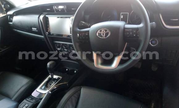 Buy Used Toyota Fortuner White Car in Maputo in Maputo Buy Used Toyota Fortuner White Car in Maputo in Maputo