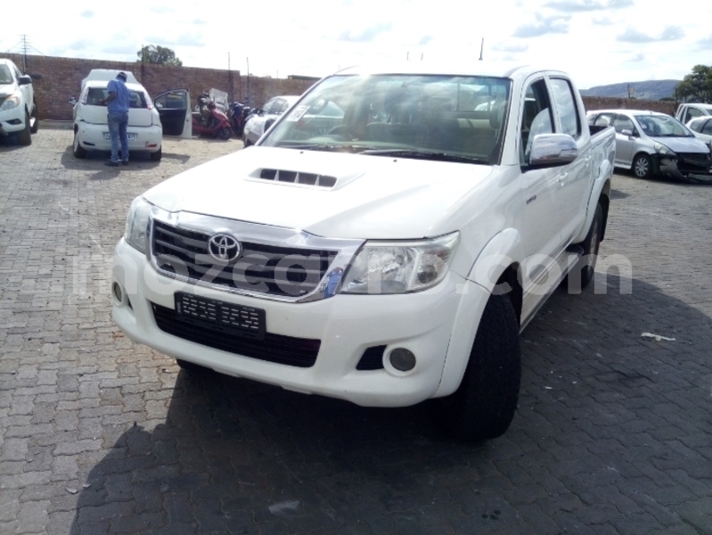 Big with watermark toyota hilux zambezia quelimane 41600