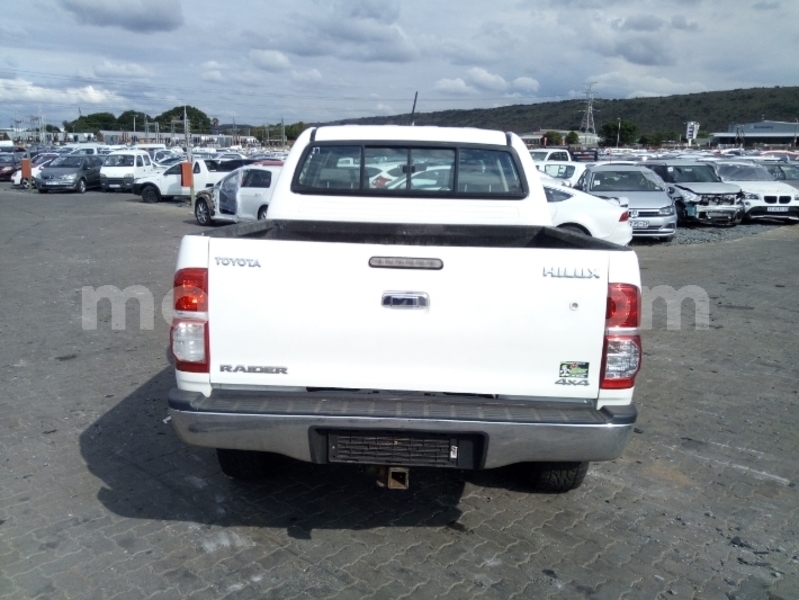 Big with watermark toyota hilux zambezia quelimane 41600