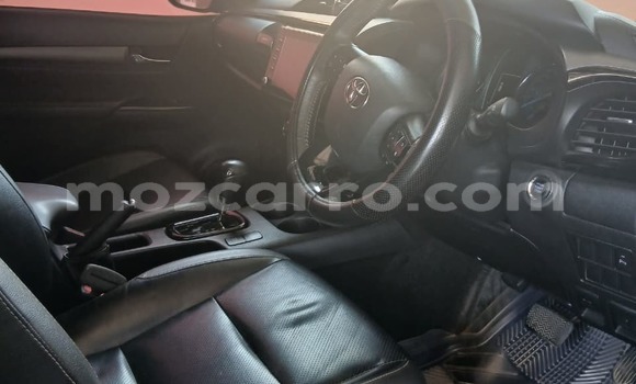 Comprar Usado Toyota Hilux Branco Carro em Maputo em Maputo Comprar Usado Toyota Hilux Branco Carro em Maputo em Maputo