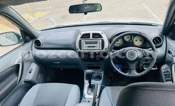 Comprar Usado Toyota RAV4 Prata Carro em Maputo em Maputo Comprar Usado Toyota RAV4 Prata Carro em Maputo em Maputo