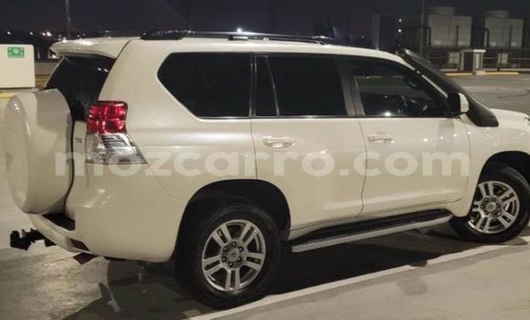 Comprar Usado Toyota Land Cruiser Prado Branco Carro em Maputo em Maputo Comprar Usado Toyota Land Cruiser Prado Branco Carro em Maputo em Maputo