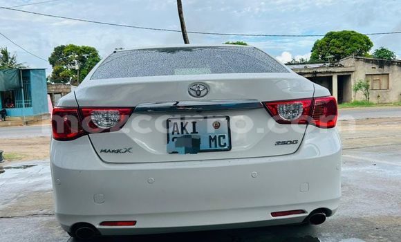 Comprar Usado Toyota Mark X Branco Carro em Maputo em Maputo Comprar Usado Toyota Mark X Branco Carro em Maputo em Maputo