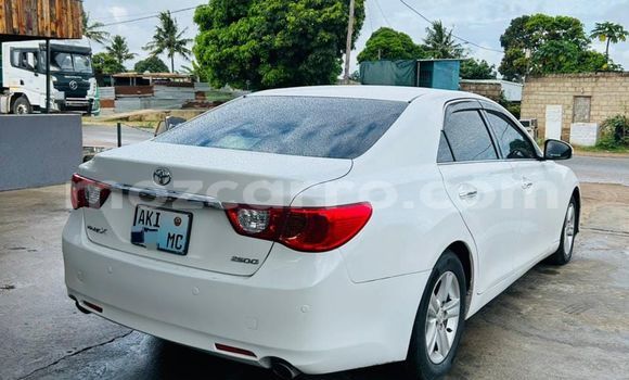 Comprar Usado Toyota Mark X Branco Carro em Maputo em Maputo Comprar Usado Toyota Mark X Branco Carro em Maputo em Maputo