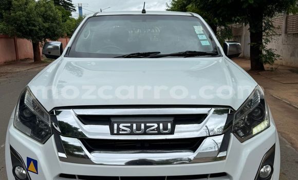 Comprar Usado Isuzu D-MAX Branco Carro em Maputo em Maputo Comprar Usado Isuzu D-MAX Branco Carro em Maputo em Maputo