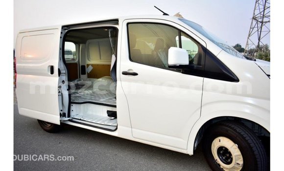 Buy Import Toyota Hiace White Car in Import - Dubai in Cabo Delgado Buy Import Toyota Hiace White Car in Import - Dubai in Cabo Delgado