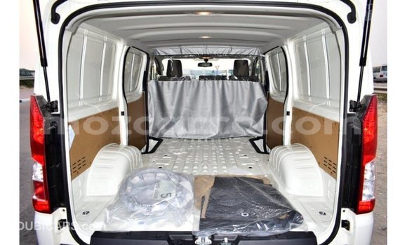 Buy Import Toyota Hiace White Car in Import - Dubai in Cabo Delgado Buy Import Toyota Hiace White Car in Import - Dubai in Cabo Delgado