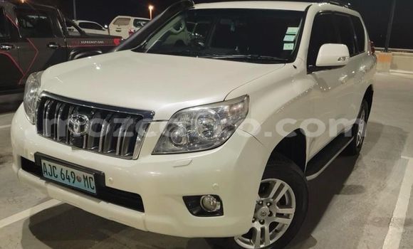 Buy Used Toyota Land Cruiser Prado White Car in Maputo in Maputo Buy Used Toyota Land Cruiser Prado White Car in Maputo in Maputo