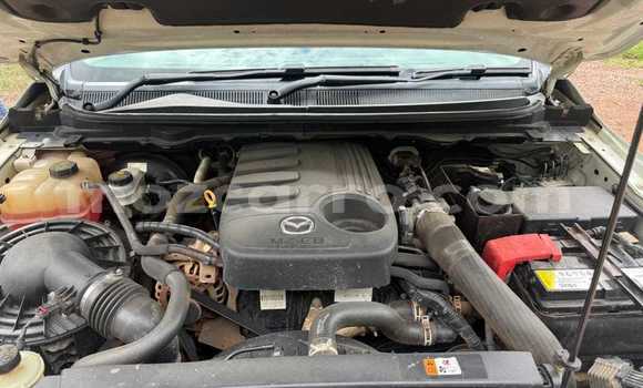 Tenga Tsaru Mazda BT-50 Chena Mota in Maputo in Maputo Tenga Tsaru Mazda BT-50 Chena Mota in Maputo in Maputo