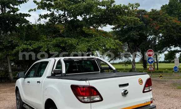 Tenga Tsaru Mazda BT-50 Chena Mota in Maputo in Maputo Tenga Tsaru Mazda BT-50 Chena Mota in Maputo in Maputo