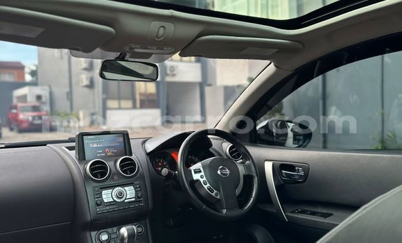 Nunua Ilio tumika Nissan Dualis Fedha Gari ndani ya Maputo nchini Maputo Nunua Ilio tumika Nissan Dualis Fedha Gari ndani ya Maputo nchini Maputo