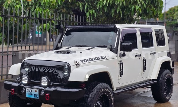 Nunua Ilio tumika Jeep Wrangler Nyeupe Gari ndani ya Maputo nchini Maputo Nunua Ilio tumika Jeep Wrangler Nyeupe Gari ndani ya Maputo nchini Maputo