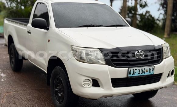 Comprar Usado Toyota Hilux Branco Carro em Maputo em Maputo Comprar Usado Toyota Hilux Branco Carro em Maputo em Maputo