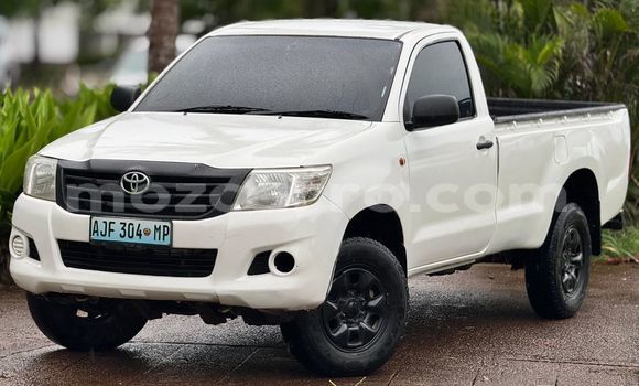 Comprar Usado Toyota Hilux Branco Carro em Maputo em Maputo Comprar Usado Toyota Hilux Branco Carro em Maputo em Maputo