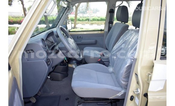 Buy Import Toyota Land Cruiser Beige Car in Import - Dubai in Cabo Delgado Buy Import Toyota Land Cruiser Beige Car in Import - Dubai in Cabo Delgado
