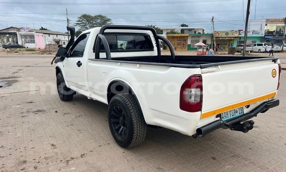 Nunua Ilio tumika Isuzu Gemini Nyeupe Gari ndani ya Maputo nchini Maputo Nunua Ilio tumika Isuzu Gemini Nyeupe Gari ndani ya Maputo nchini Maputo