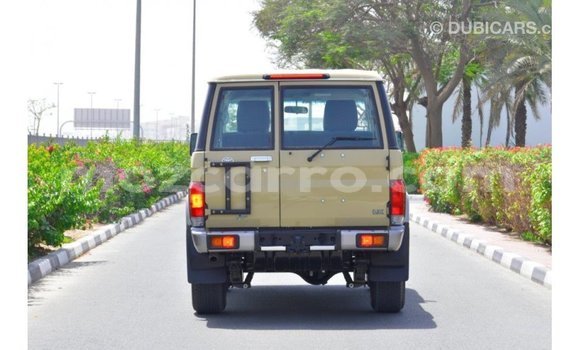 Buy Import Toyota Land Cruiser Beige Car in Import - Dubai in Cabo Delgado Buy Import Toyota Land Cruiser Beige Car in Import - Dubai in Cabo Delgado
