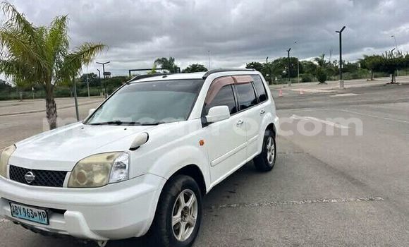 Nunua Ilio tumika Nissan X-Trail Nyeupe Gari ndani ya Maputo nchini Maputo Nunua Ilio tumika Nissan X-Trail Nyeupe Gari ndani ya Maputo nchini Maputo