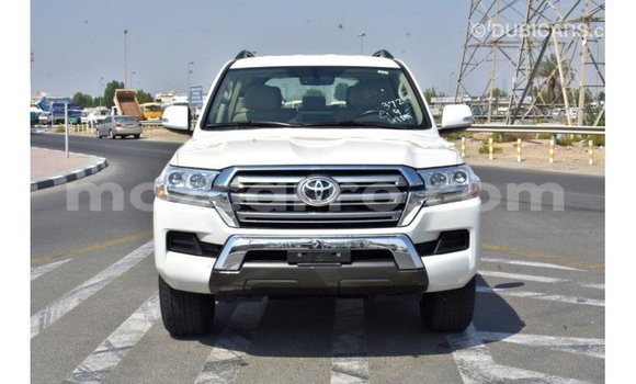 Buy Import Toyota Land Cruiser White Car in Import - Dubai in Cabo Delgado Buy Import Toyota Land Cruiser White Car in Import - Dubai in Cabo Delgado