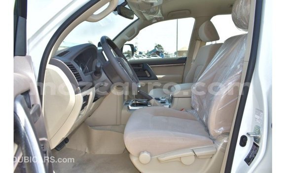Buy Import Toyota Land Cruiser White Car in Import - Dubai in Cabo Delgado Buy Import Toyota Land Cruiser White Car in Import - Dubai in Cabo Delgado