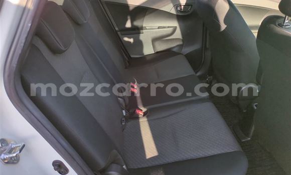 Nunua Ilio tumika Toyota Ractis Nyeupe Gari ndani ya Maputo nchini Maputo Nunua Ilio tumika Toyota Ractis Nyeupe Gari ndani ya Maputo nchini Maputo