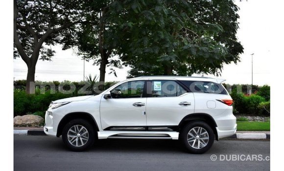 Buy Import Toyota Fortuner White Car in Import - Dubai in Cabo Delgado Buy Import Toyota Fortuner White Car in Import - Dubai in Cabo Delgado