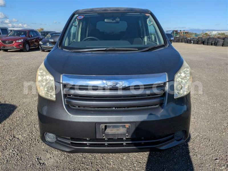 Big with watermark toyota noah maputo maputo 41710