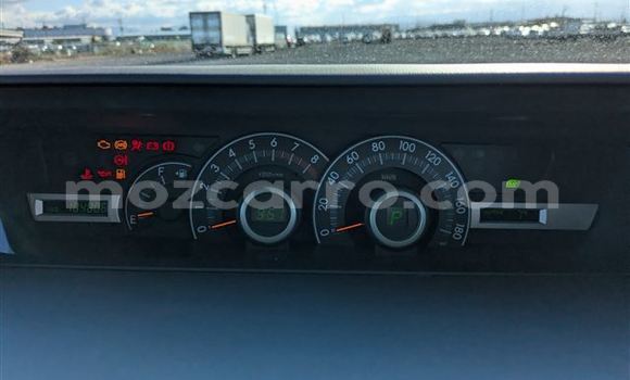 Nunua Ilio tumika Toyota Noah Nyeusi Gari ndani ya Maputo nchini Maputo Nunua Ilio tumika Toyota Noah Nyeusi Gari ndani ya Maputo nchini Maputo